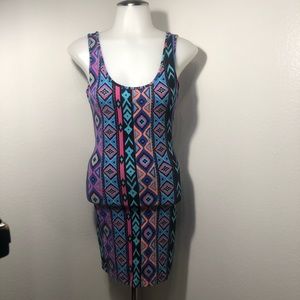 Colorful print low-back bodycon dress